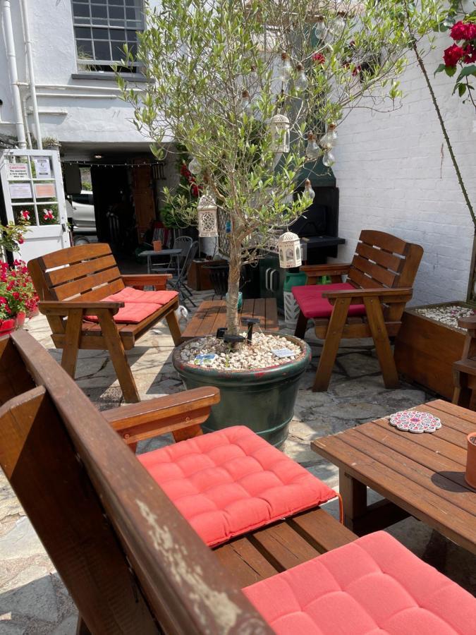 Red Lion Inn Sidbury Exterior photo